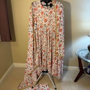 Floral White Indian/pakistani Dress set